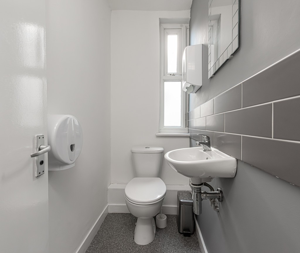 Images for Holloway Road, London EAID:c8d5f0ae42d594d169bca90f3b8b041a BID:1