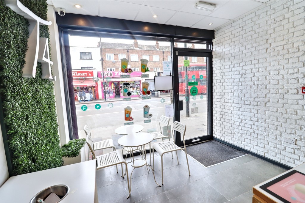 Images for Seven Sisters Road, Holloway EAID:c8d5f0ae42d594d169bca90f3b8b041a BID:1