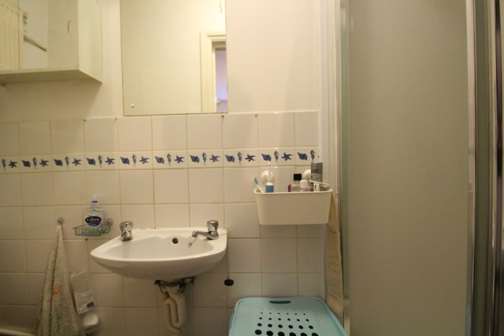 Images for Holloway, London EAID:c8d5f0ae42d594d169bca90f3b8b041a BID:1