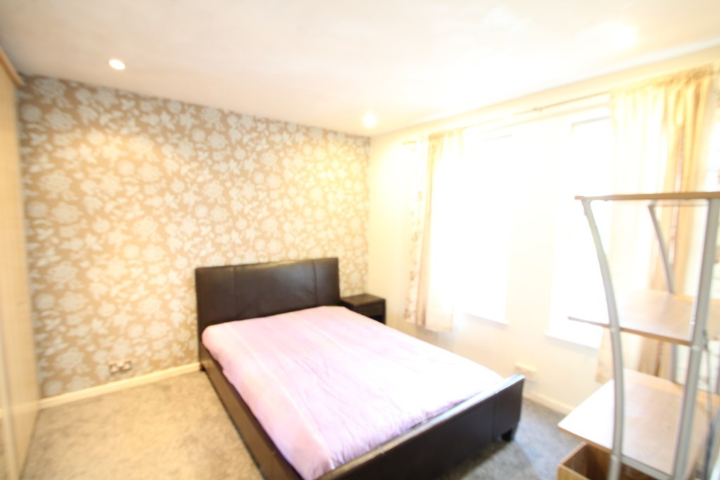 Images for Staveley Close EAID:c8d5f0ae42d594d169bca90f3b8b041a BID:1