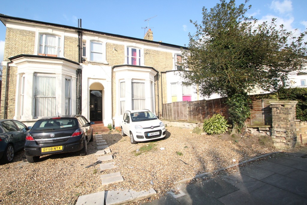 Images for West Finchley, London EAID:c8d5f0ae42d594d169bca90f3b8b041a BID:1