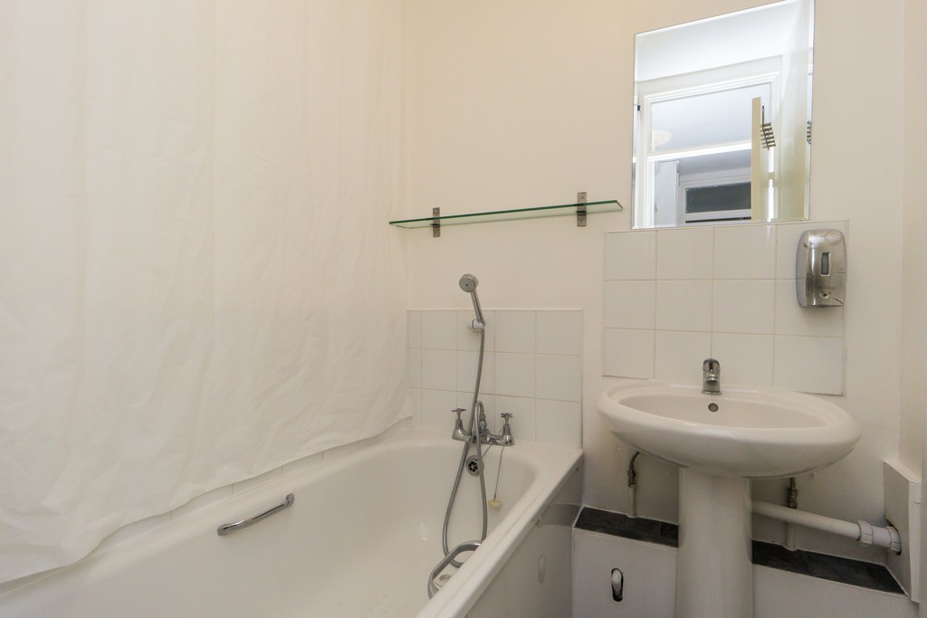 Images for Hornsey Road, Islington, London EAID:c8d5f0ae42d594d169bca90f3b8b041a BID:1