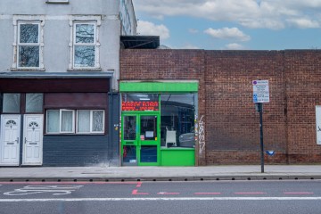 Seven Sister Road, South Tottenham - EAID:c8d5f0ae42d594d169bca90f3b8b041a, BID:1