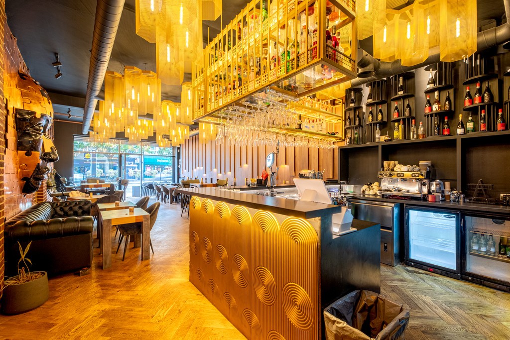 Images for Holloway EAID:c8d5f0ae42d594d169bca90f3b8b041a BID:1