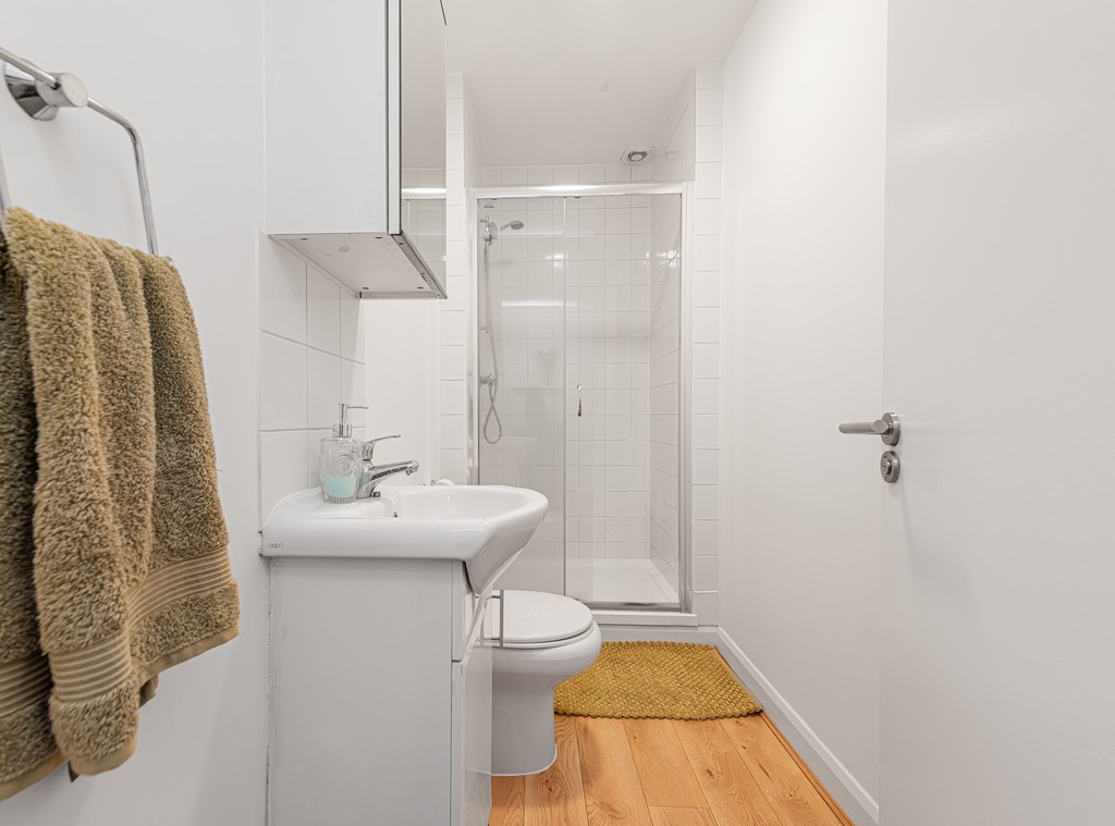 Images for Holloway Road, Holloway EAID:c8d5f0ae42d594d169bca90f3b8b041a BID:1