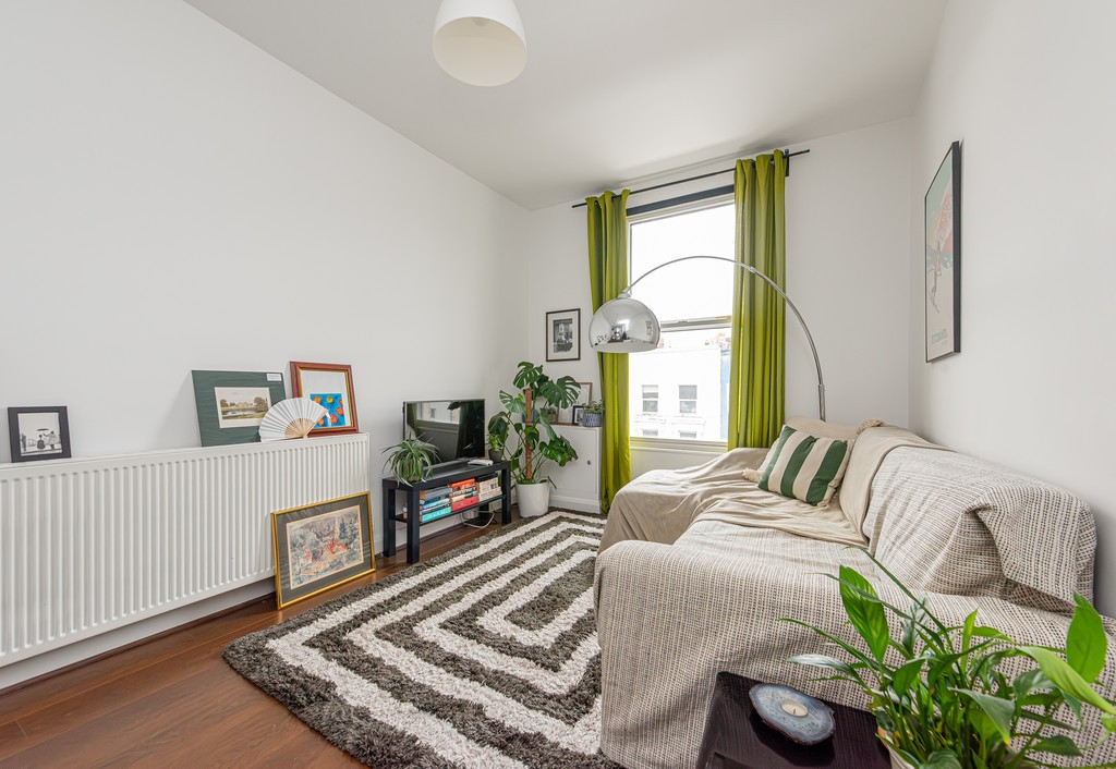 Images for Holloway Road, Holloway EAID:c8d5f0ae42d594d169bca90f3b8b041a BID:1