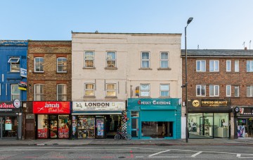 Seven Sisters Road, Holloway - EAID:c8d5f0ae42d594d169bca90f3b8b041a, BID:1