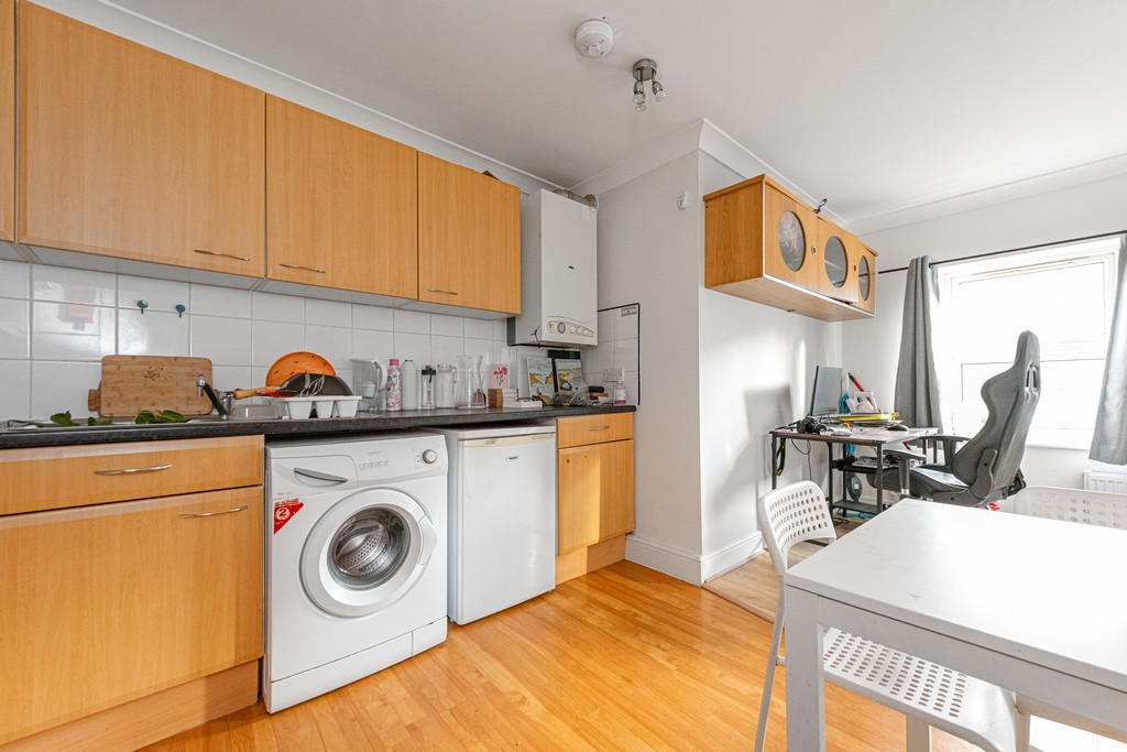 Images for Seven Sisters Road, Holloway EAID:c8d5f0ae42d594d169bca90f3b8b041a BID:1