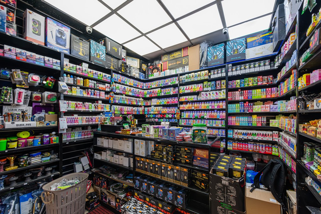 Images for Seven Sisters Road, Holloway EAID:c8d5f0ae42d594d169bca90f3b8b041a BID:1