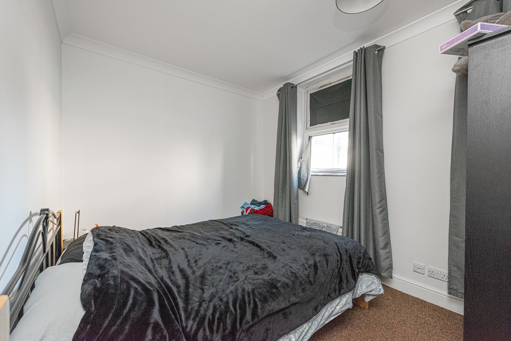 Images for Seven Sisters Road, Holloway EAID:c8d5f0ae42d594d169bca90f3b8b041a BID:1