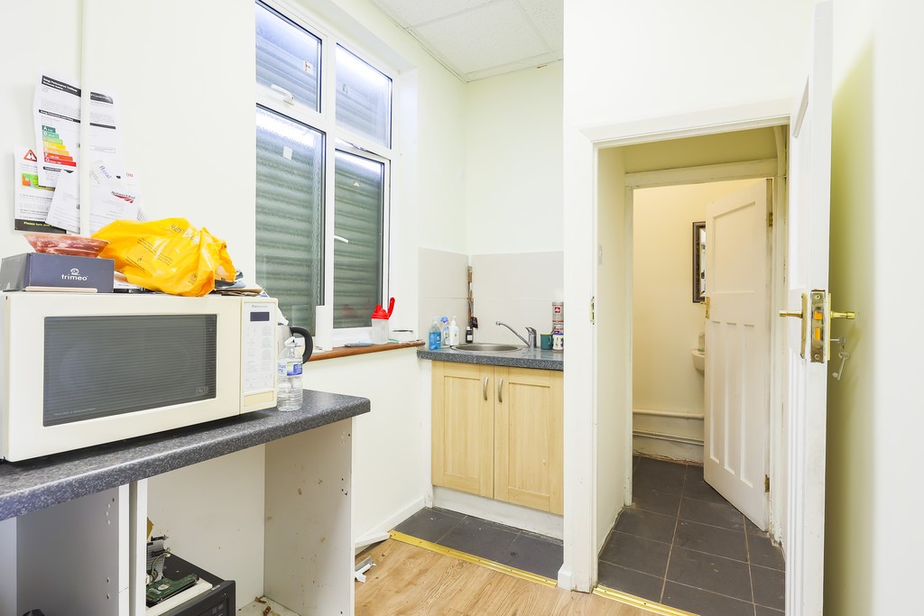 Images for Oakleigh Road North, Whetstone EAID:c8d5f0ae42d594d169bca90f3b8b041a BID:1