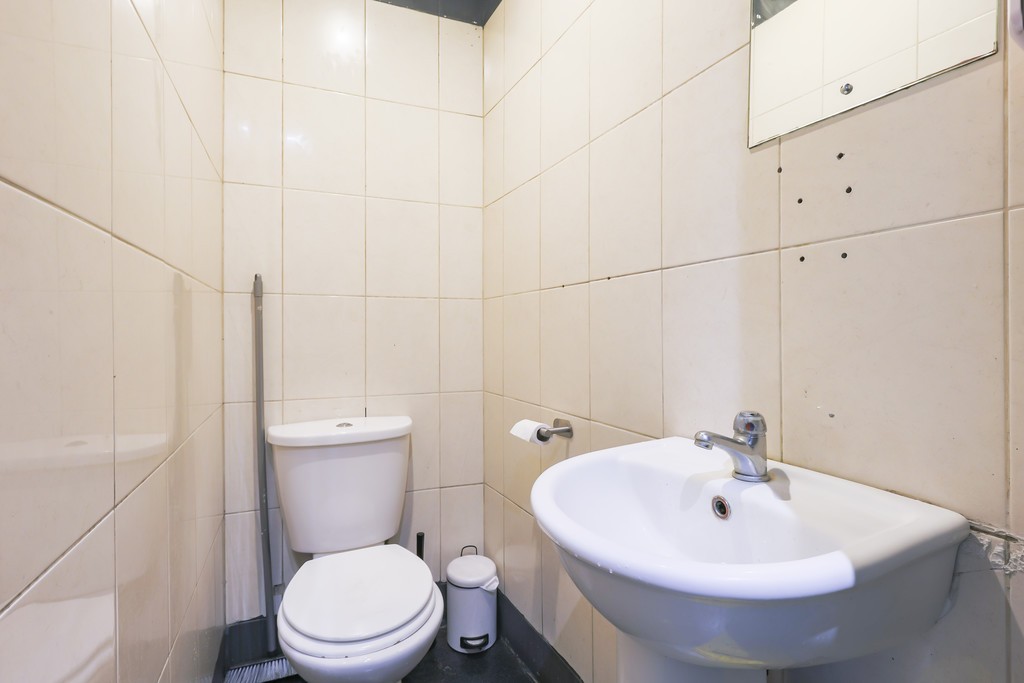 Images for Holloway Road, Holloway EAID:c8d5f0ae42d594d169bca90f3b8b041a BID:1