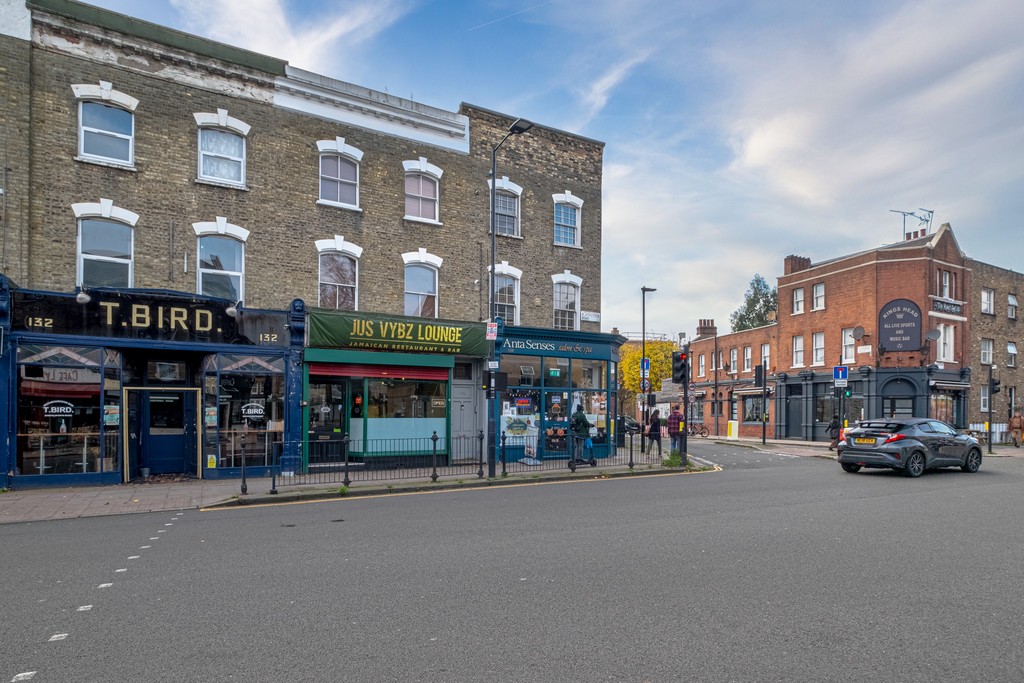 Images for Blackstock Road EAID:c8d5f0ae42d594d169bca90f3b8b041a BID:1