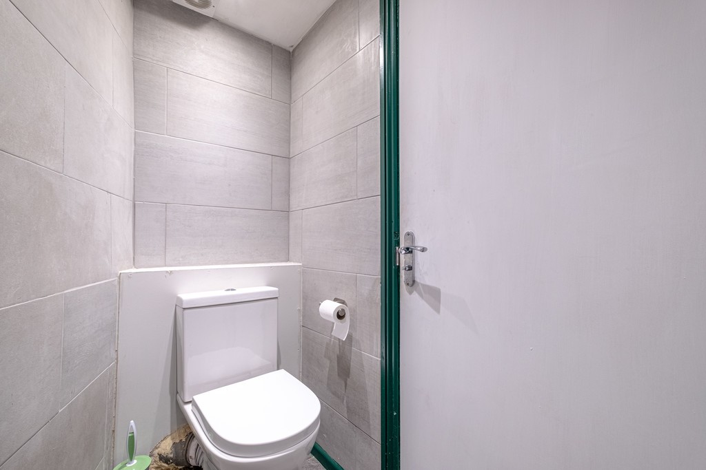 Images for Blackstock Road EAID:c8d5f0ae42d594d169bca90f3b8b041a BID:1
