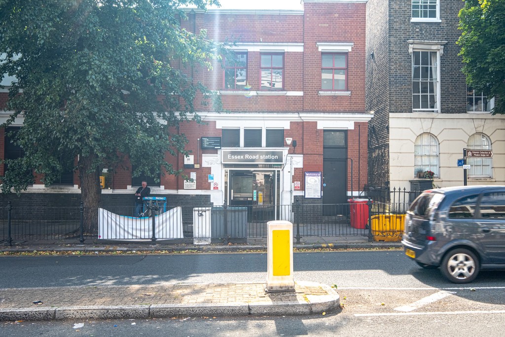 Images for Essex Road, Islington EAID:c8d5f0ae42d594d169bca90f3b8b041a BID:1