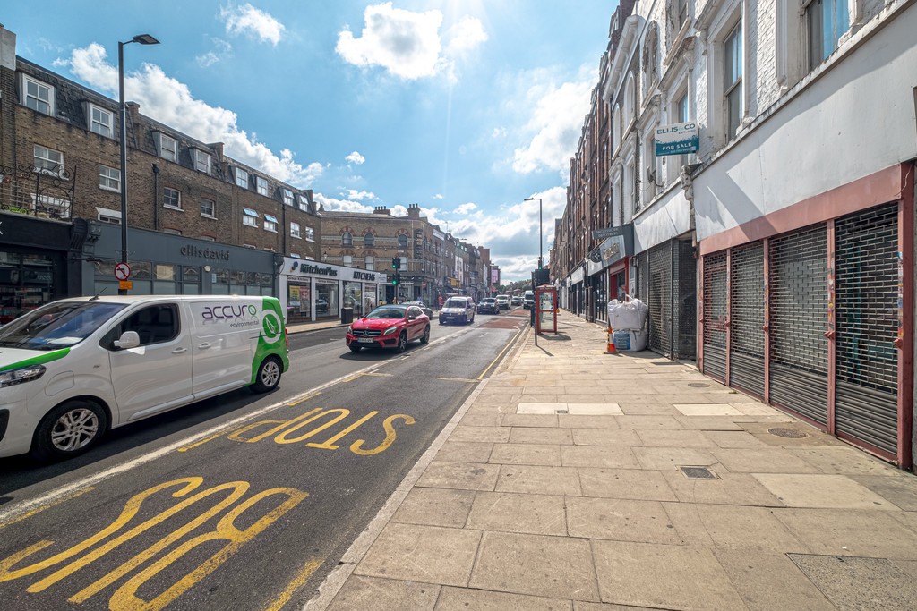 Images for Essex Road, Islington EAID:c8d5f0ae42d594d169bca90f3b8b041a BID:1