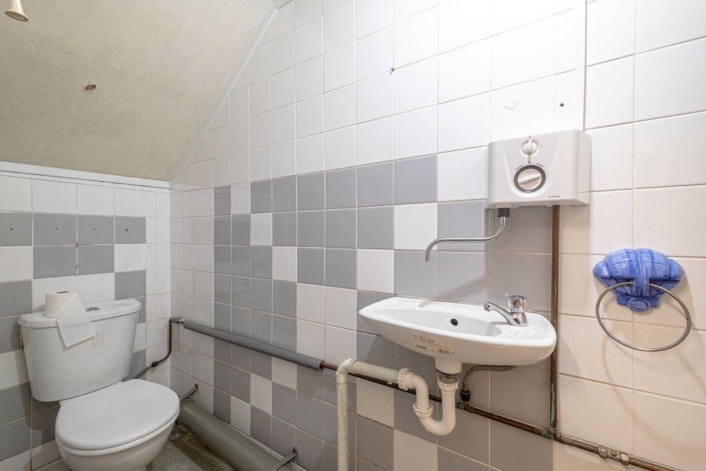 Images for High Road, Tottenham EAID:c8d5f0ae42d594d169bca90f3b8b041a BID:1