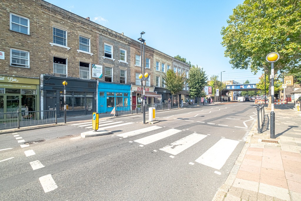 Images for Caledonian Road, Barnsbury EAID:c8d5f0ae42d594d169bca90f3b8b041a BID:1