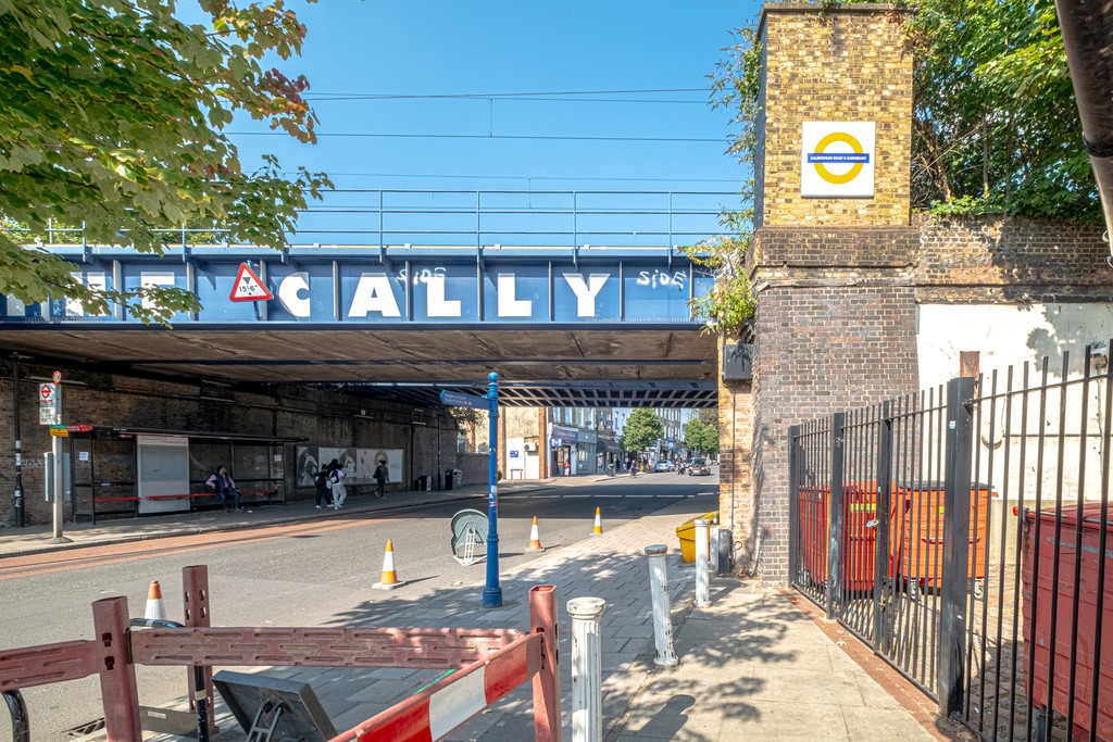 Images for Caledonian Road, Barnsbury EAID:c8d5f0ae42d594d169bca90f3b8b041a BID:1