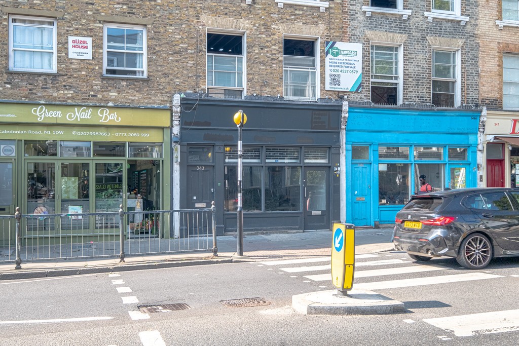 Images for Caledonian Road, Barnsbury EAID:c8d5f0ae42d594d169bca90f3b8b041a BID:1