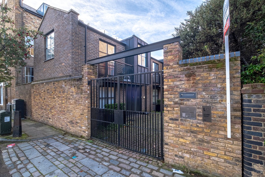 Images for Tremlett Mews, Archway EAID:c8d5f0ae42d594d169bca90f3b8b041a BID:1