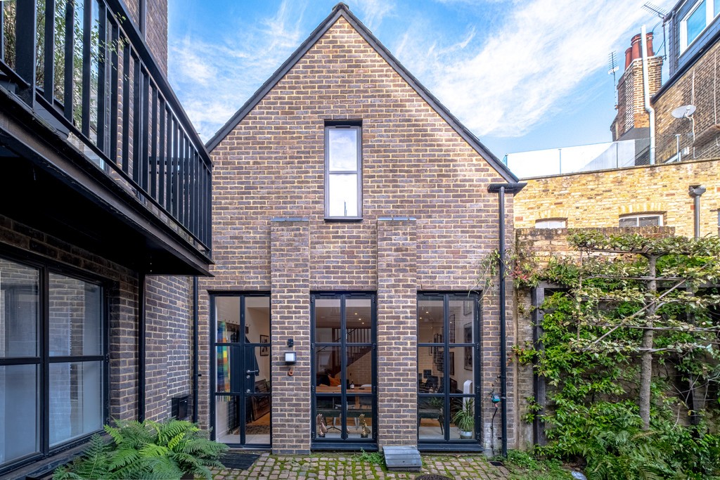 Images for Tremlett Mews, Archway EAID:c8d5f0ae42d594d169bca90f3b8b041a BID:1