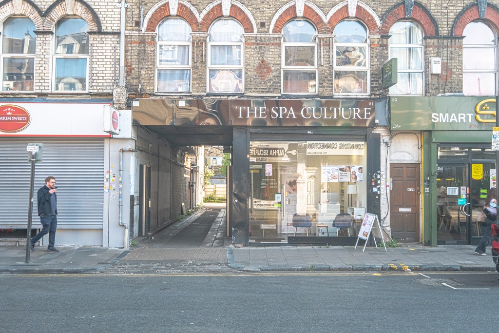 Images for Turnpike Lane, Harringey EAID:c8d5f0ae42d594d169bca90f3b8b041a BID:1