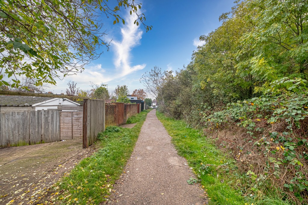 Images for Rear Of, 75  Sydney Road EAID:c8d5f0ae42d594d169bca90f3b8b041a BID:1