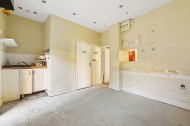 Images for 54 High Road