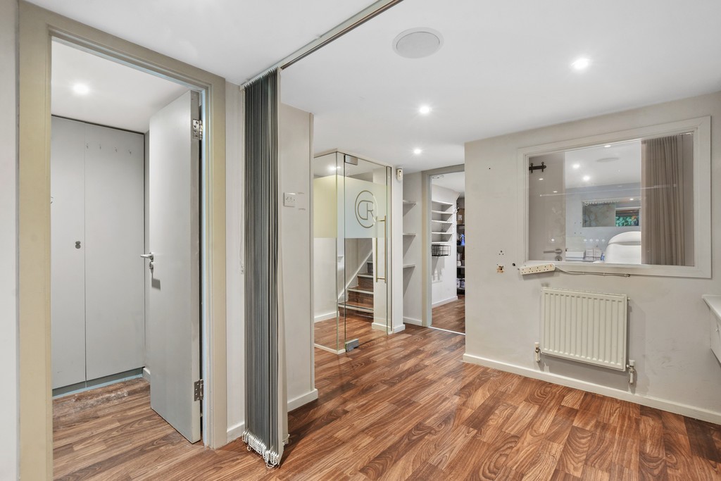 Images for Highgate High Street, London EAID:c8d5f0ae42d594d169bca90f3b8b041a BID:1