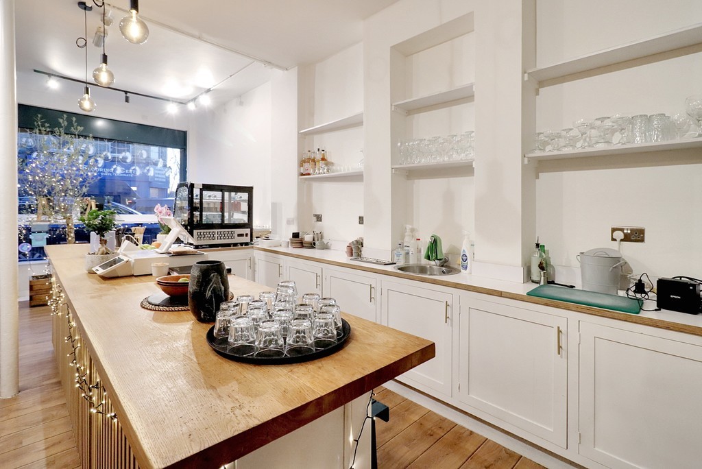 Images for Blackstock Road, Finsbury Park, London EAID:c8d5f0ae42d594d169bca90f3b8b041a BID:1