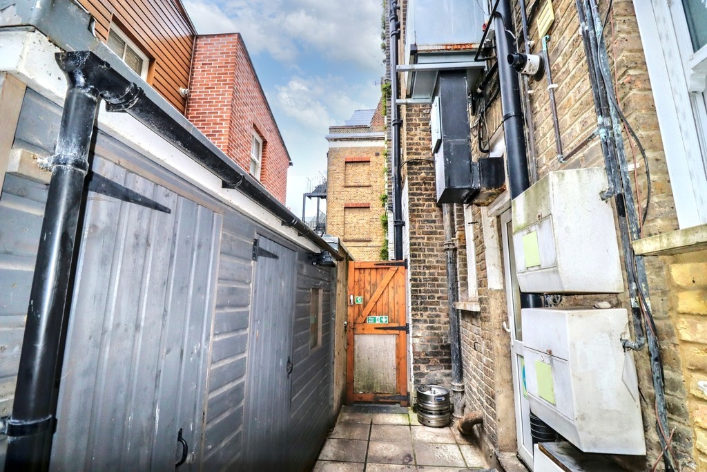 Images for 311 West End Lane EAID:c8d5f0ae42d594d169bca90f3b8b041a BID:1