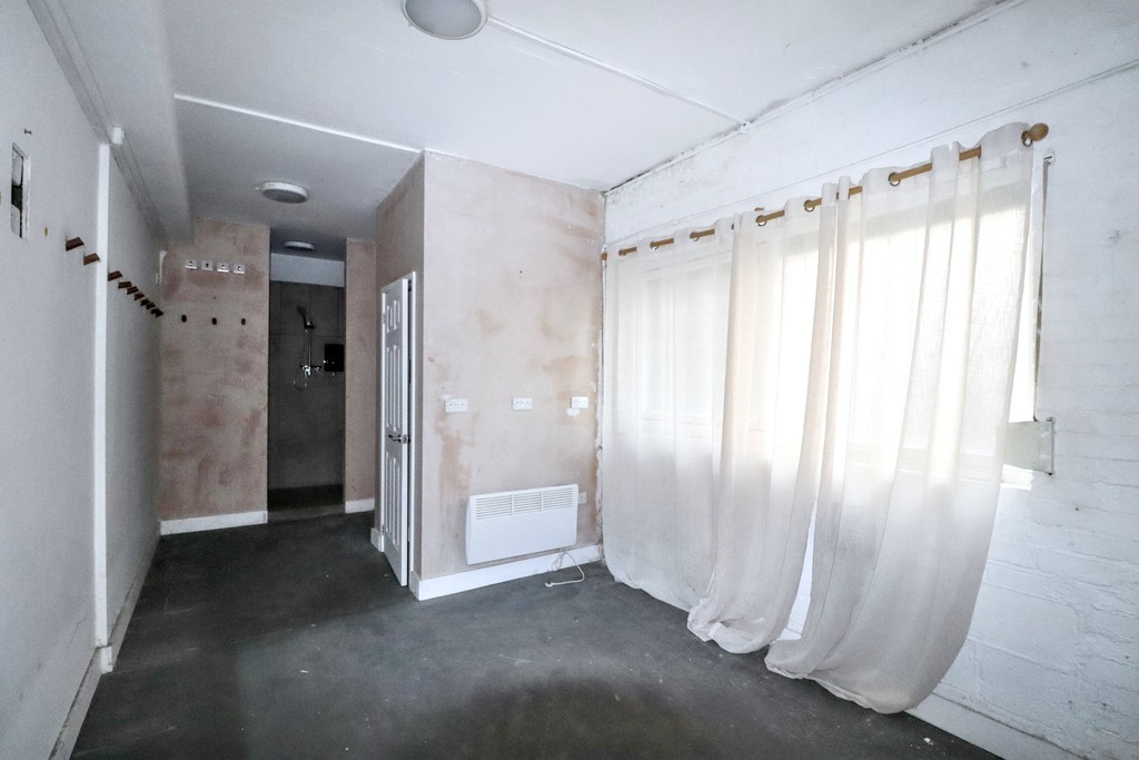 Images for Broadbent Close EAID:c8d5f0ae42d594d169bca90f3b8b041a BID:1