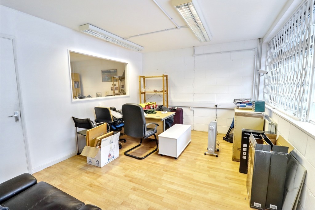 Images for Unit 4b, Highgate High Street EAID:c8d5f0ae42d594d169bca90f3b8b041a BID:1