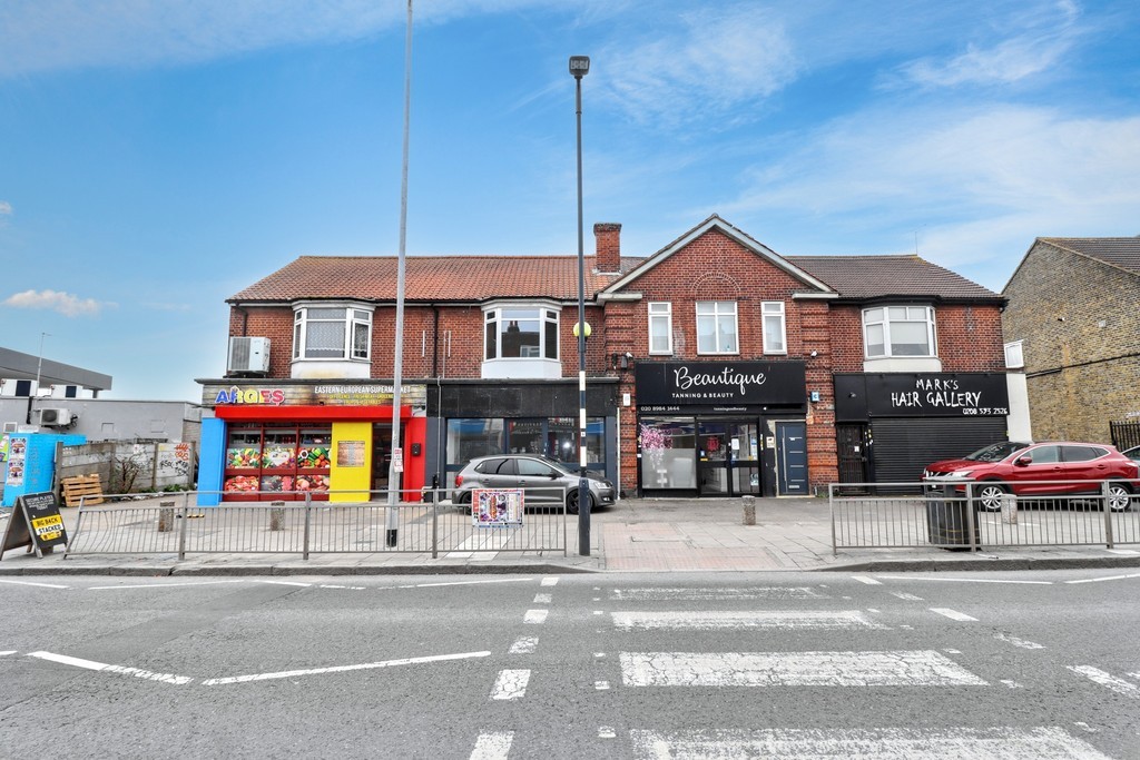 Images for Oxlow Lane EAID:c8d5f0ae42d594d169bca90f3b8b041a BID:1