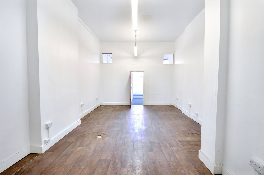 Images for Willesden Lane EAID:c8d5f0ae42d594d169bca90f3b8b041a BID:1