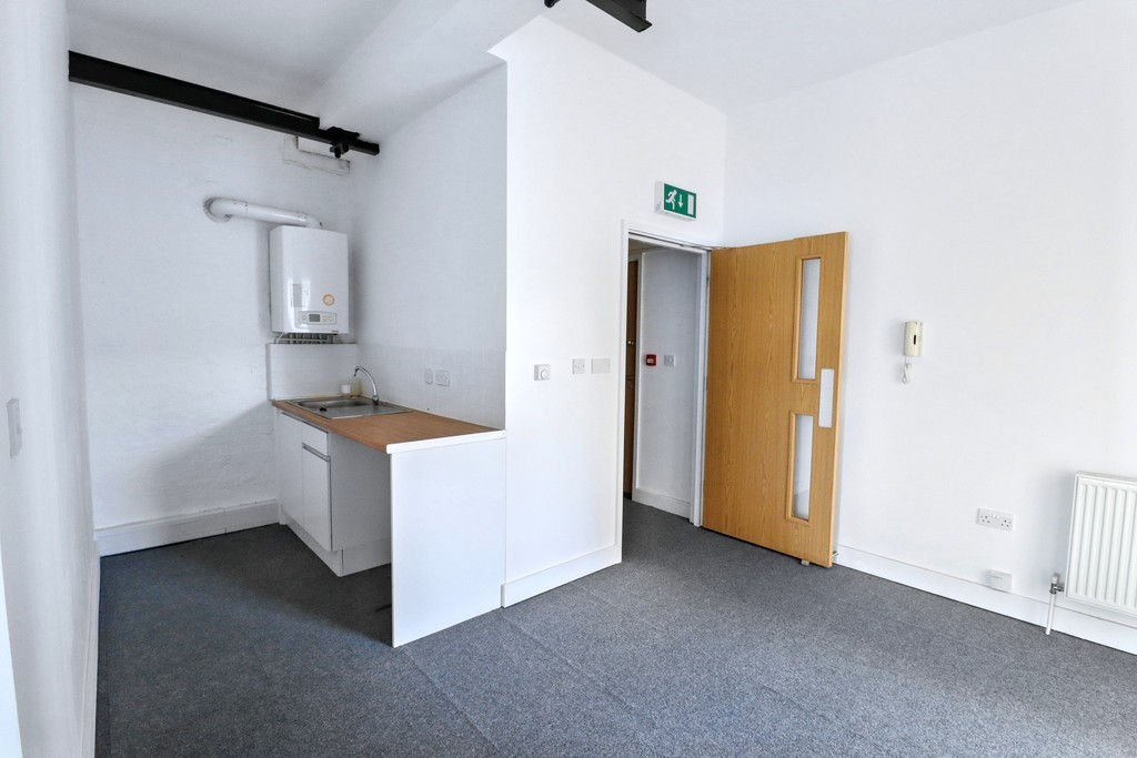 Images for Leeds Place EAID:c8d5f0ae42d594d169bca90f3b8b041a BID:1