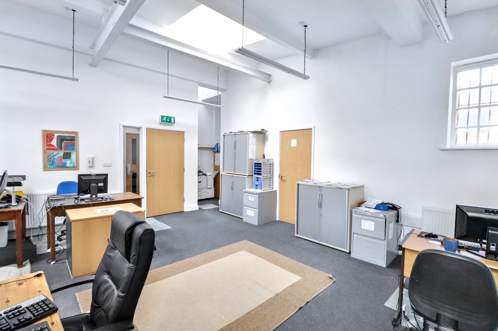 Images for Leeds Place EAID:c8d5f0ae42d594d169bca90f3b8b041a BID:1