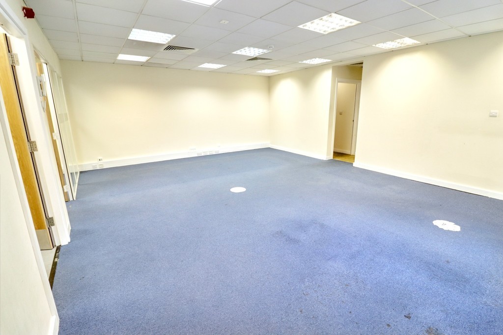Images for Blenheim Court EAID:c8d5f0ae42d594d169bca90f3b8b041a BID:1