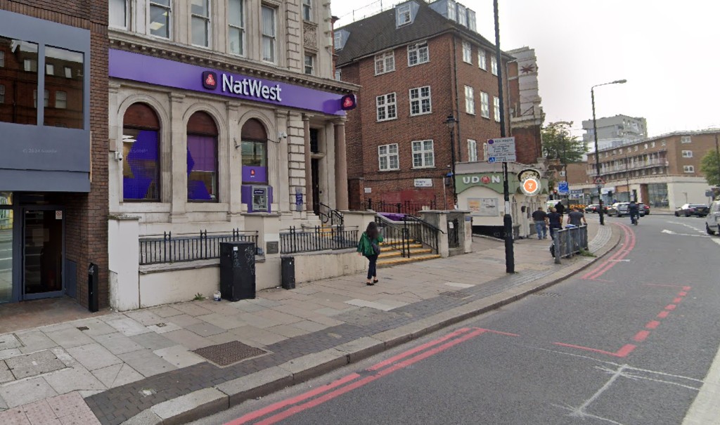 Images for Finchley Road, NW3 EAID:c8d5f0ae42d594d169bca90f3b8b041a BID:1