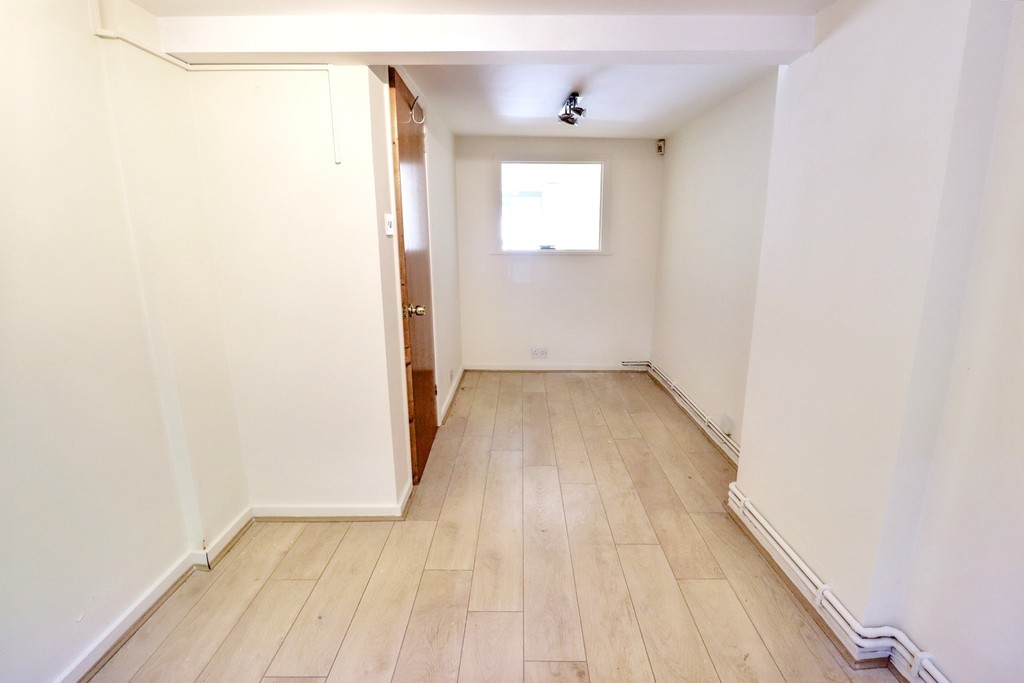 Images for Finsbury Park, Islington EAID:c8d5f0ae42d594d169bca90f3b8b041a BID:1