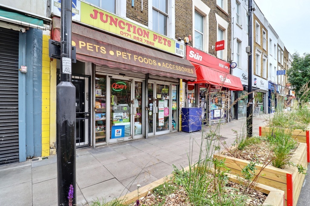 Images for Junction Road EAID:c8d5f0ae42d594d169bca90f3b8b041a BID:1