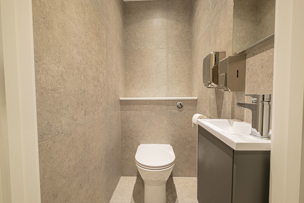 Images for Unit 3 Riverside House EAID:c8d5f0ae42d594d169bca90f3b8b041a BID:1