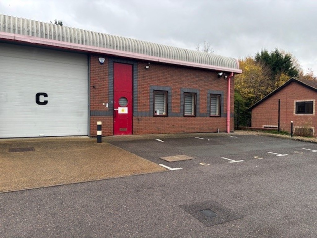 Images for Chiltern Commerce Centre EAID:c8d5f0ae42d594d169bca90f3b8b041a BID:1