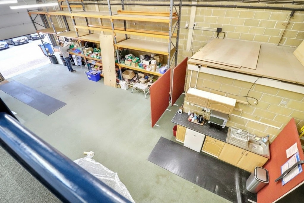 Images for Chiltern Commerce Centre EAID:c8d5f0ae42d594d169bca90f3b8b041a BID:1