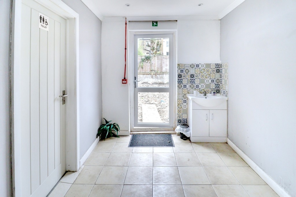 Images for Stroud Green Road EAID:c8d5f0ae42d594d169bca90f3b8b041a BID:1