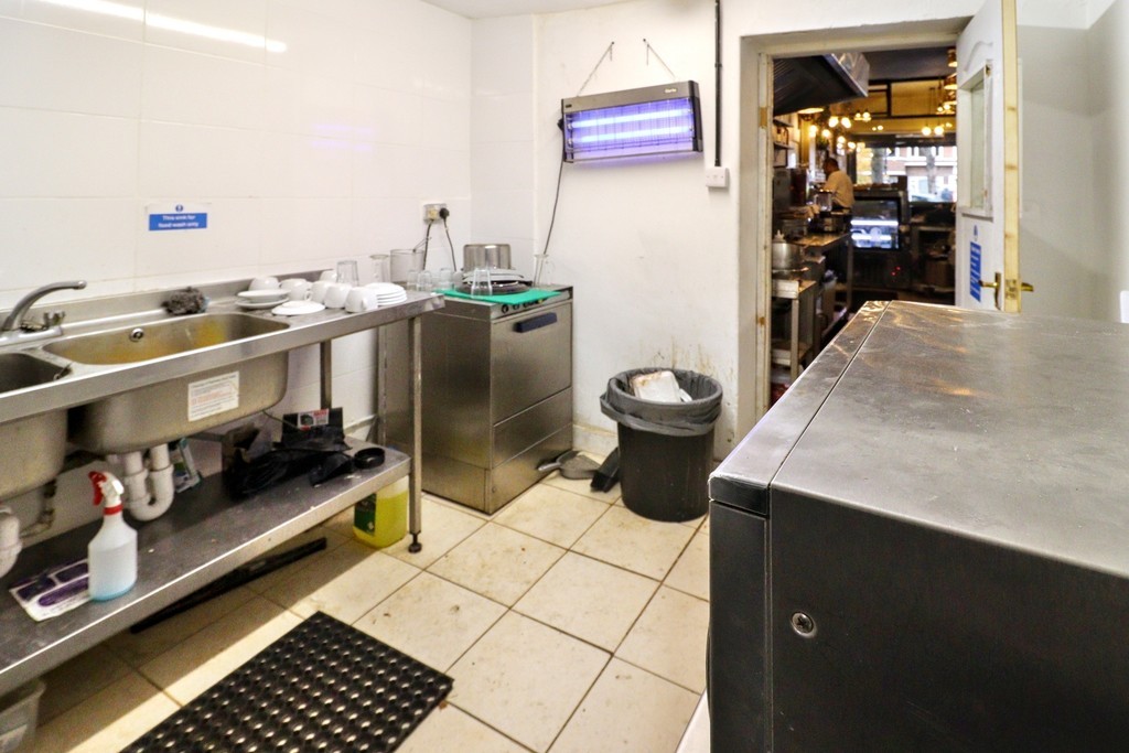 Images for Stroud Green Road EAID:c8d5f0ae42d594d169bca90f3b8b041a BID:1