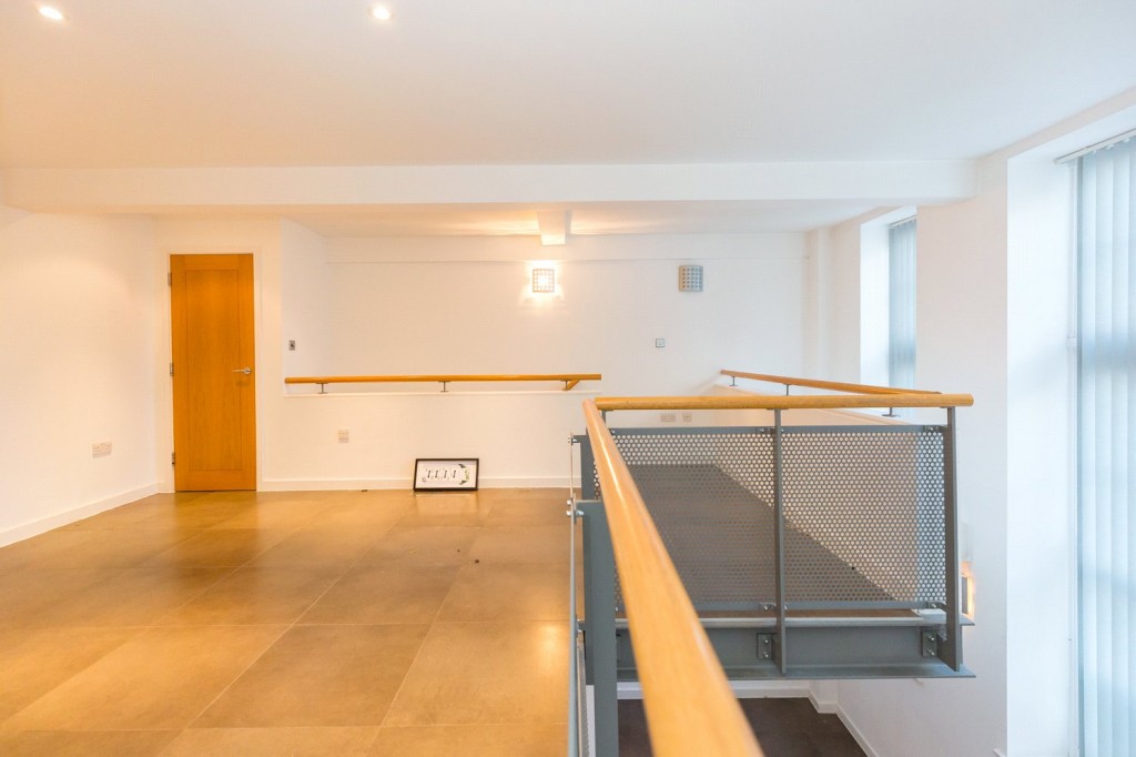 Images for Tollington Road, Holloway, London EAID:1045282125 BID:DAN