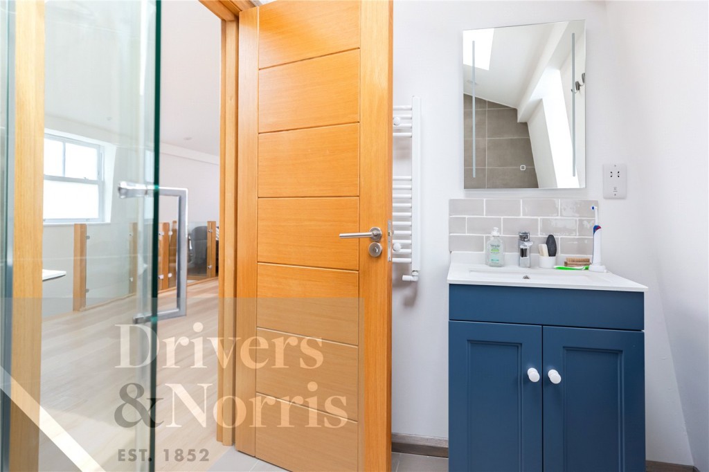Images for Kiver Road, Upper Holloway, London EAID:1045282125 BID:DAN