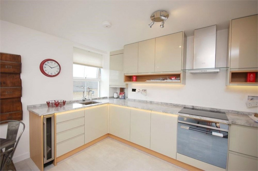 Images for High Street, Willesden, London EAID:1045282125 BID:FIN